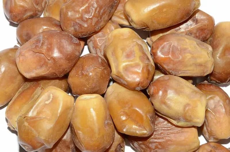 خرما زاهدی بوشهر مرغوب با دانه های سالم و یکدست